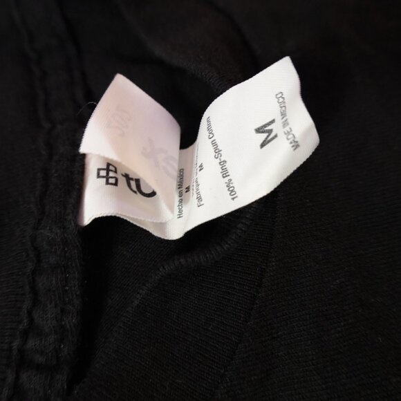 UNISEX Sz M - Hawthorne Heights "Rain Just Follows Me" Tee - Excellent Condition - Picture 3 of 6